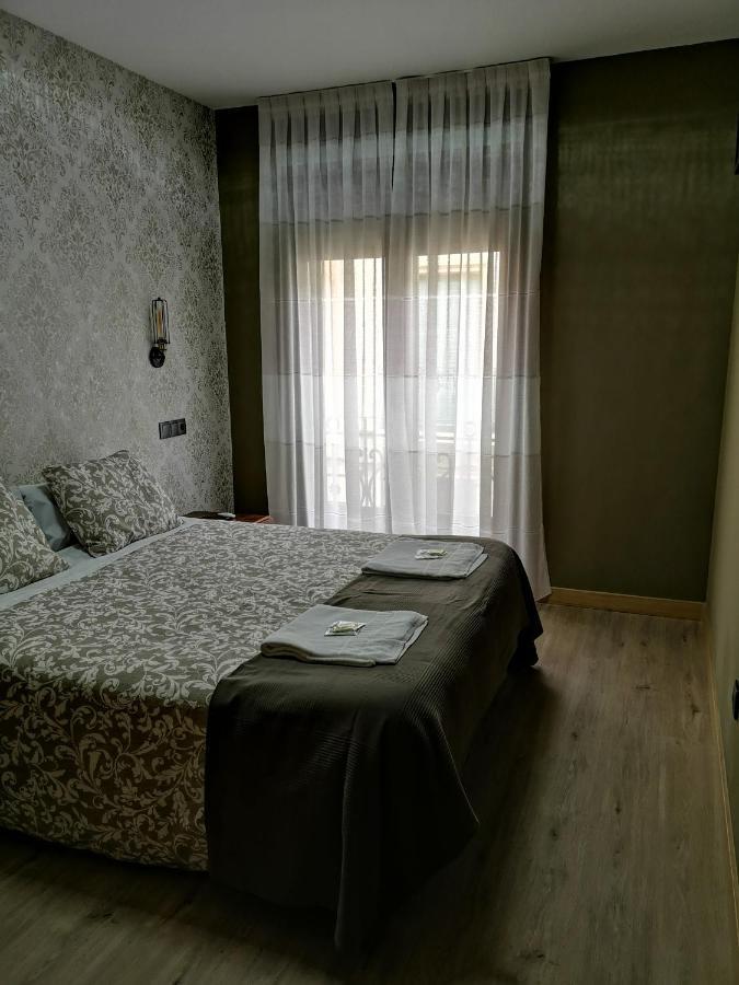 Hostal Juan Bravo Segovia Dış mekan fotoğraf